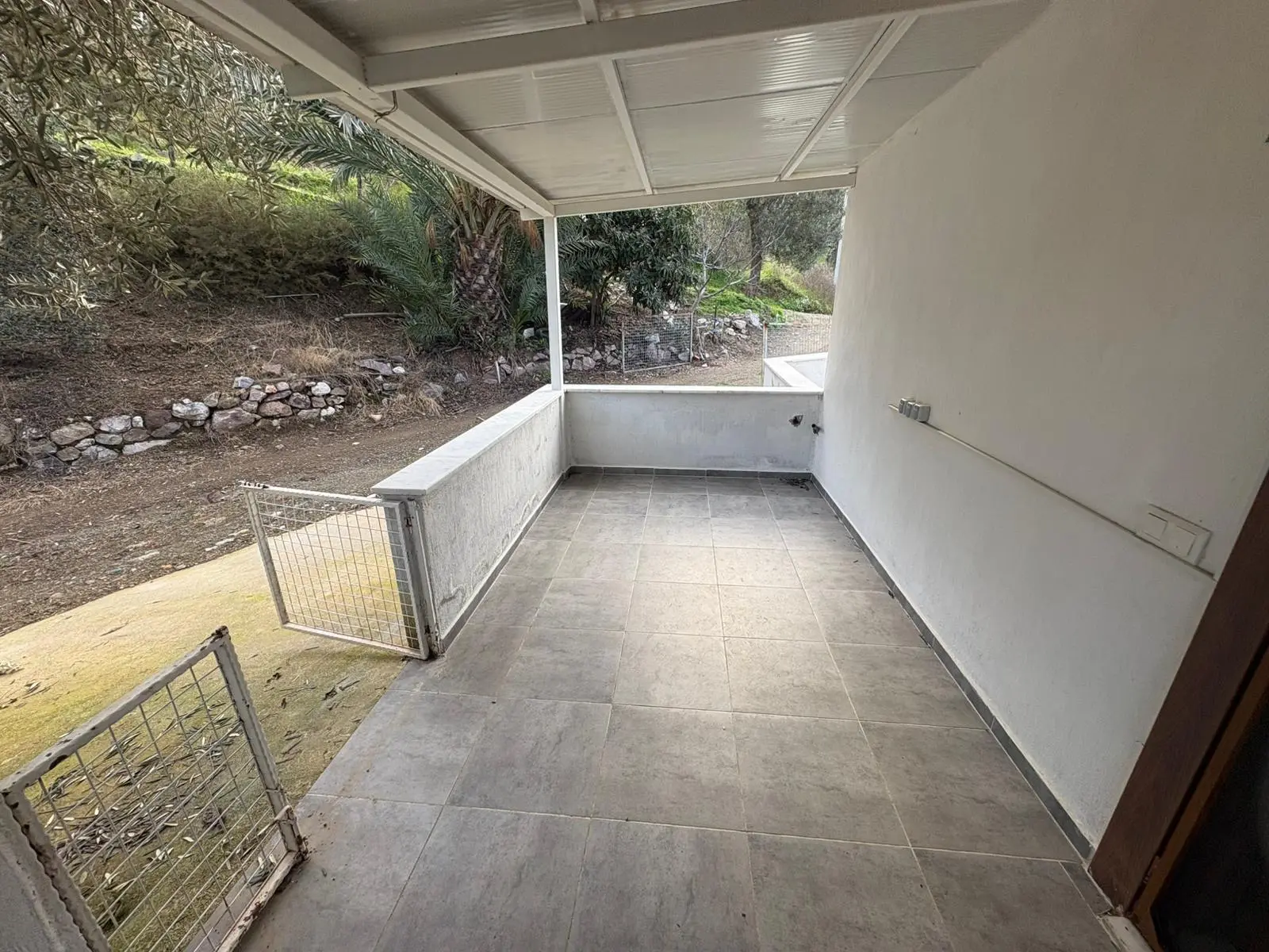 2 Bed 1 Bath Apart Gokbel251