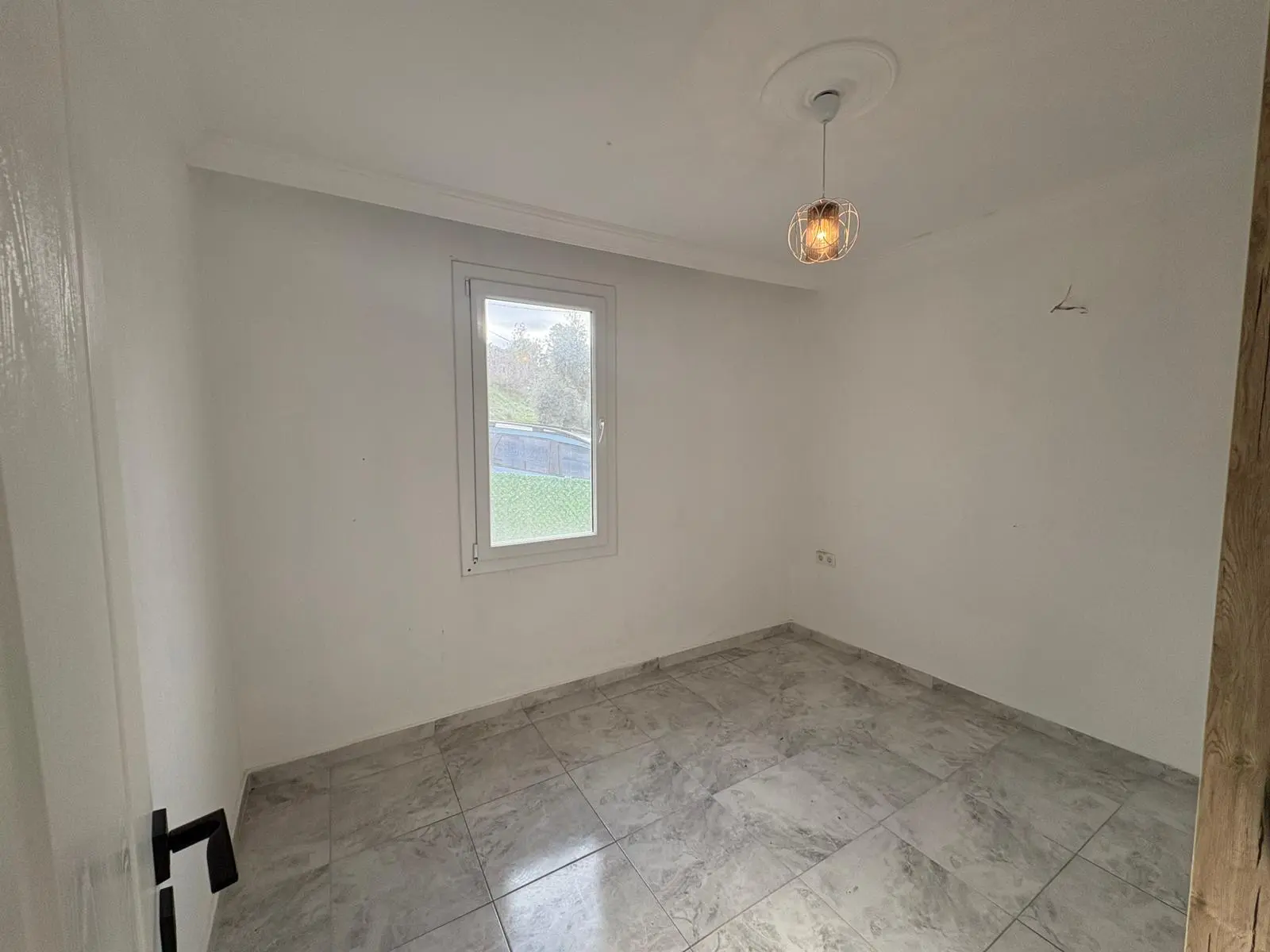2 Bed 1 Bath Apart Gokbel271