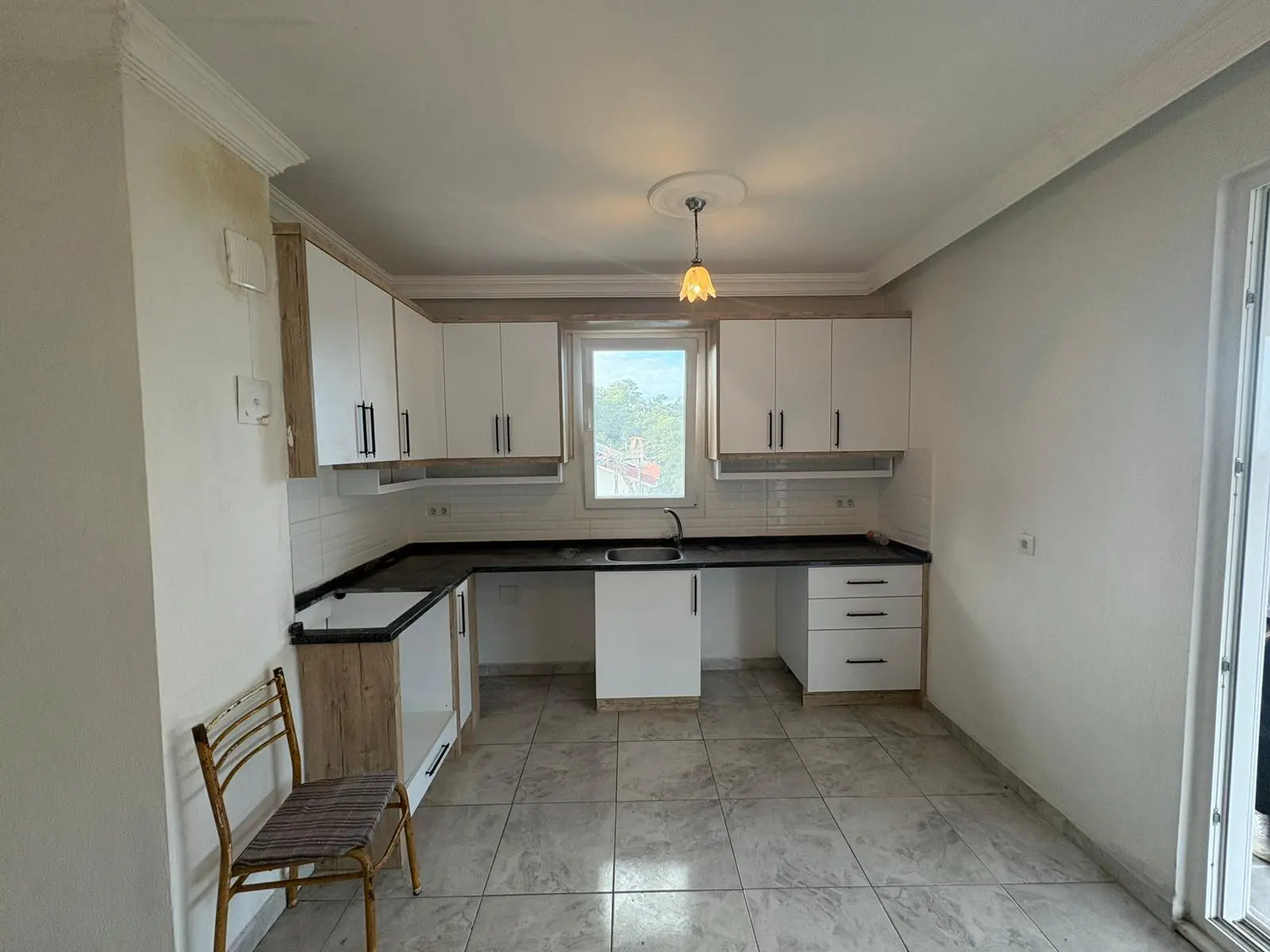 2 Bed 1 Bath Apart Gokbel291