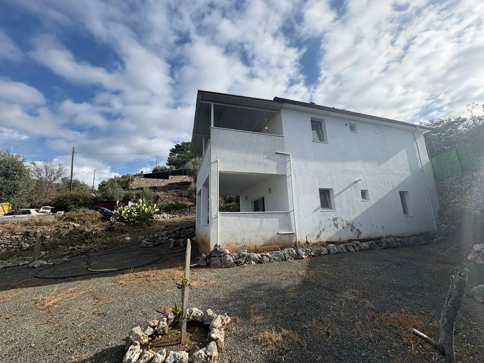 2 Bed 1 Bath Apart Gokbel411