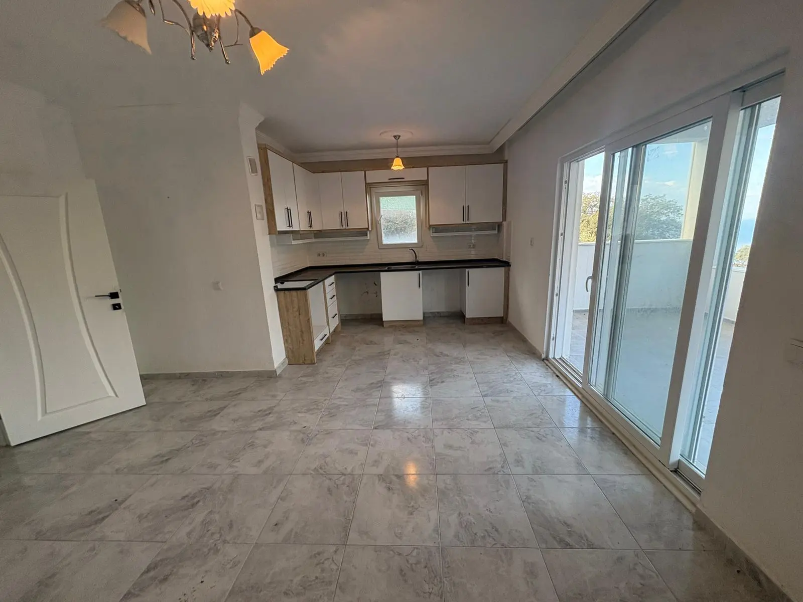 2 Bed 1 Bath Apart Gokbel91