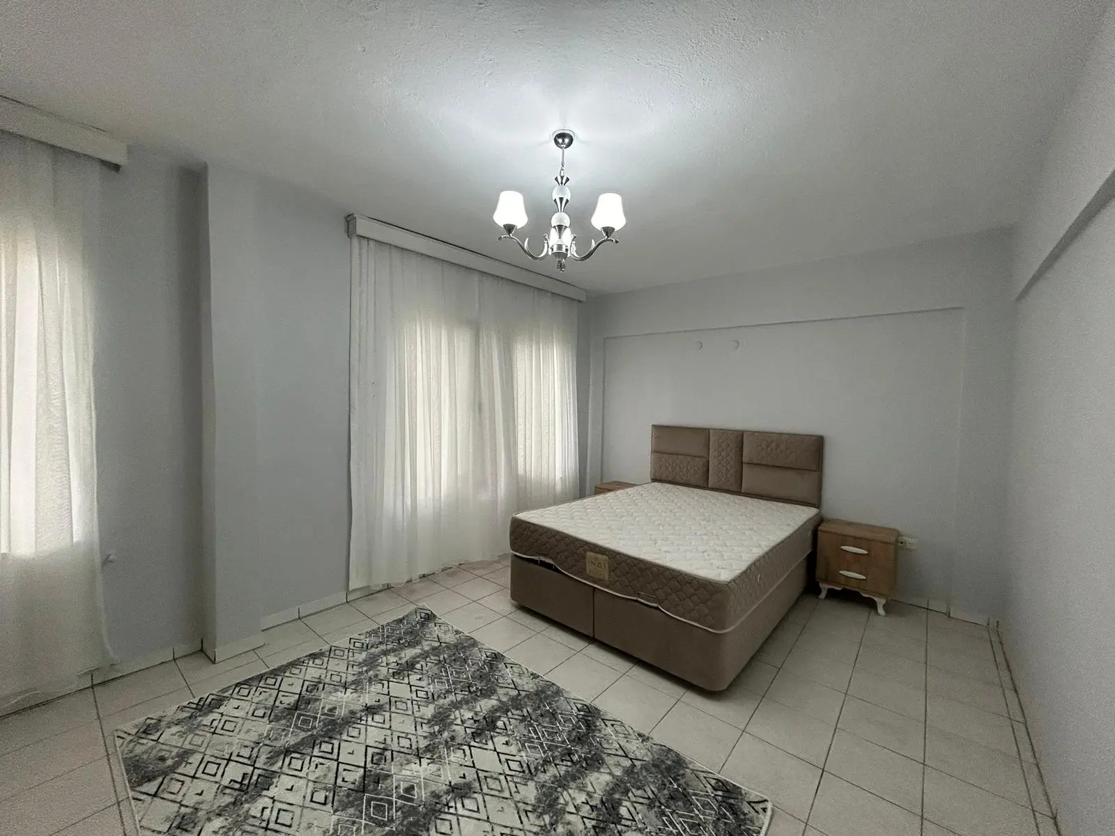 First Floor 3 Bed Apart 131