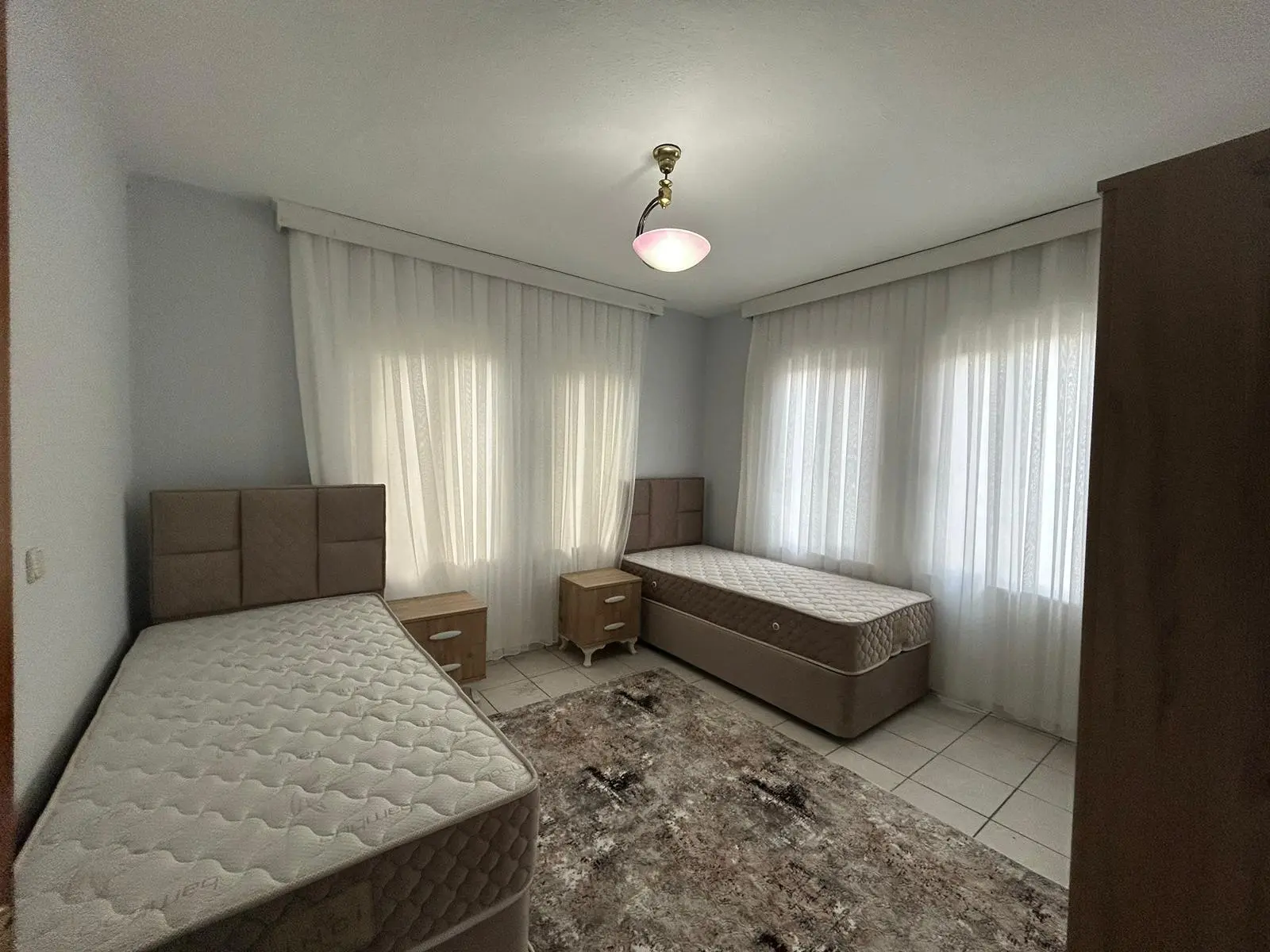 First Floor 3 Bed Apart 141