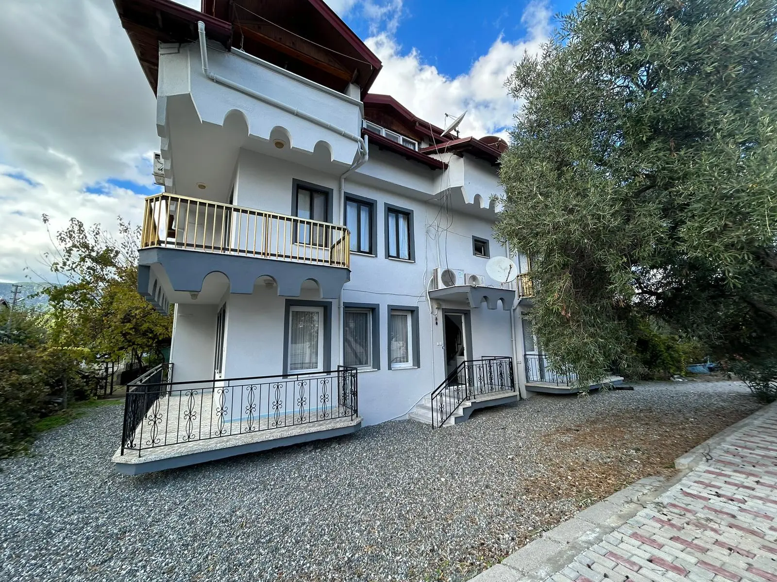First Floor 3 Bed Apart 61
