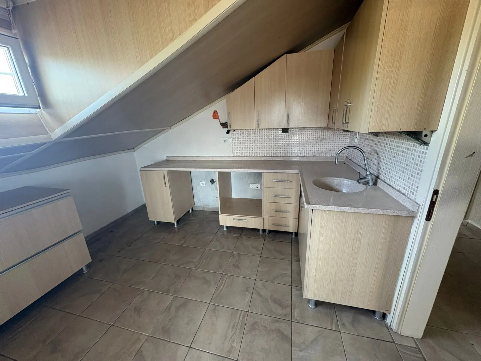 Second floor 2 bed 111