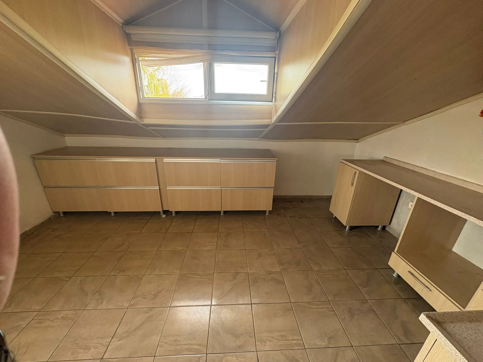 Second floor 2 bed 81