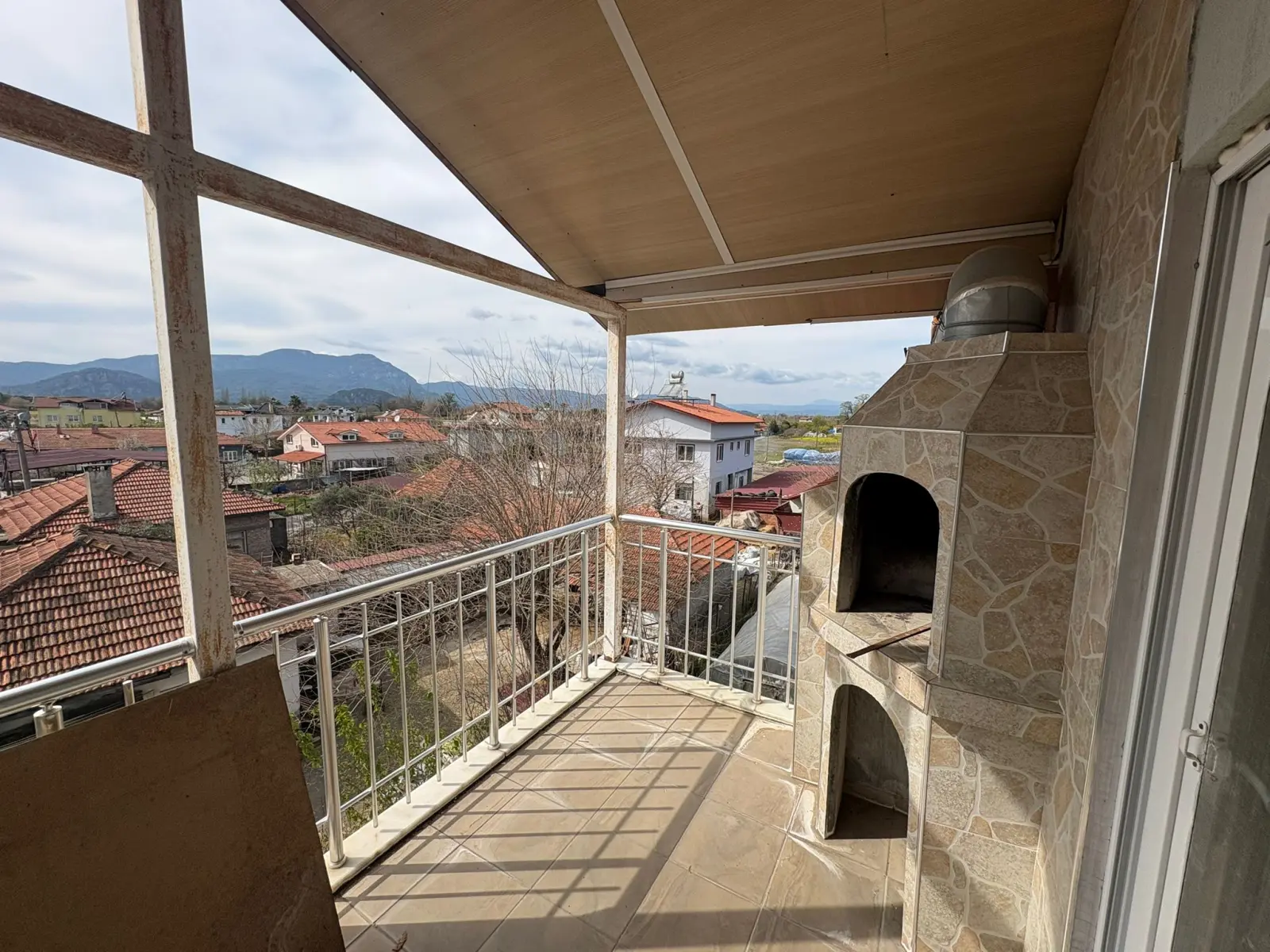 Second floor 2 bed 91
