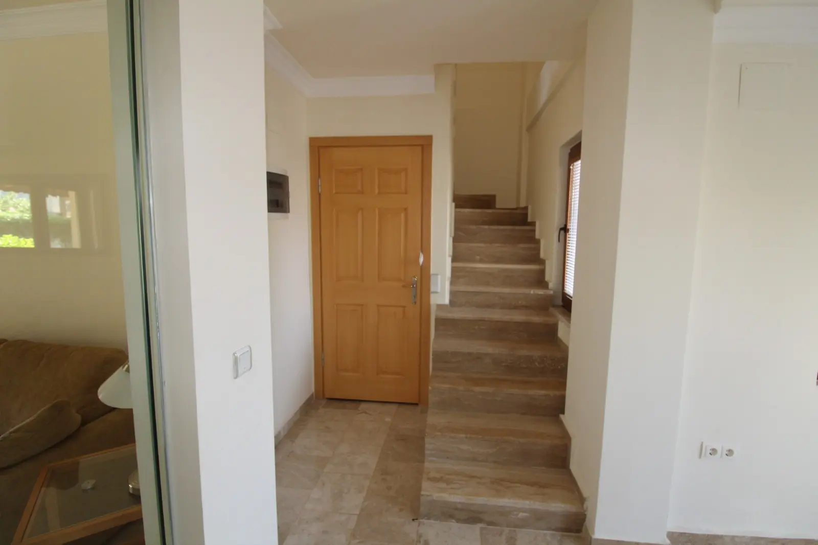 Villa Dag LTR 221